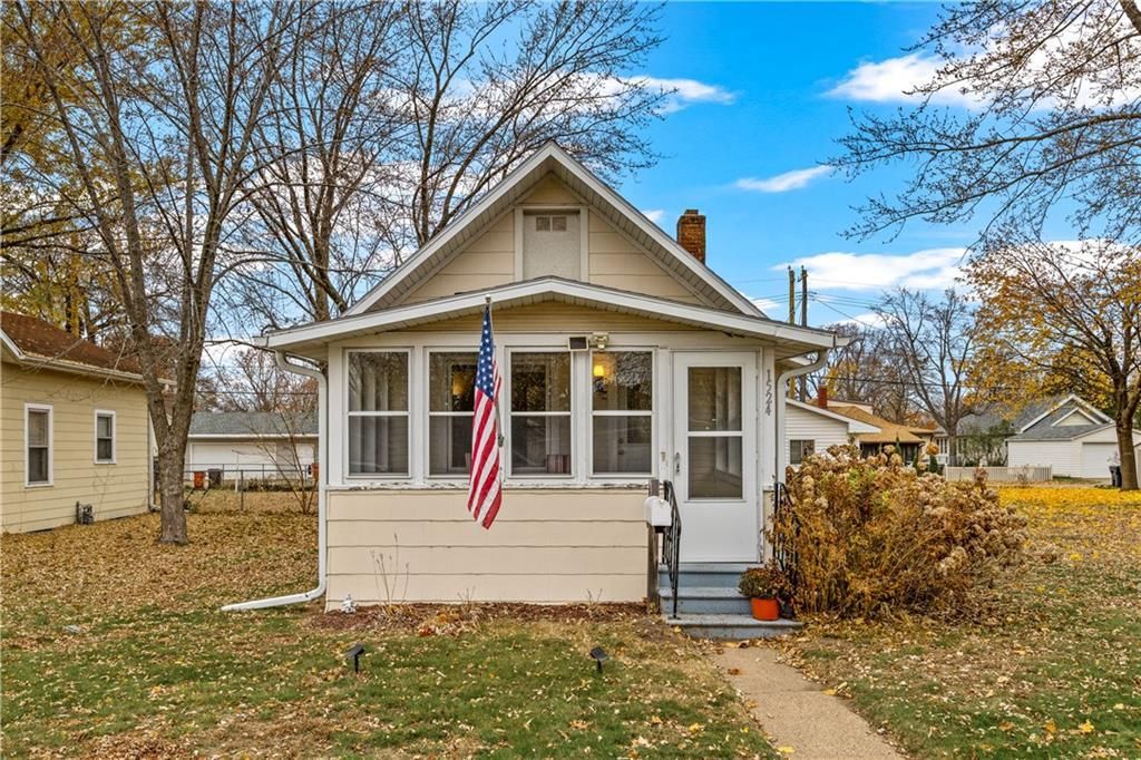 1524 Lyndale Avenue, Eau Claire, WI 54701