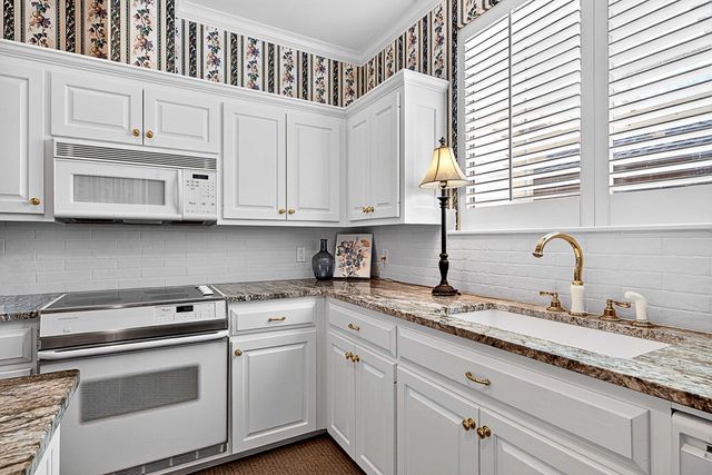 11 Estates Ct., Longview, TX 75605