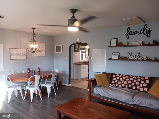 16 FORD AVE, Boonsboro, MD 21713