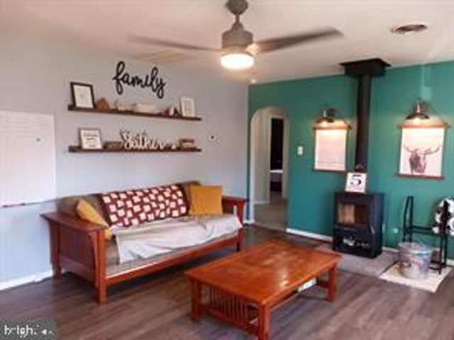 16 FORD AVE, Boonsboro, MD 21713