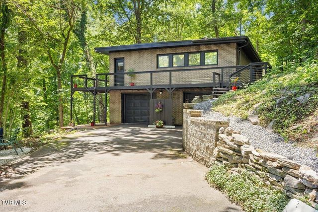 2 Wanee Court, Johnson City, TN 37601