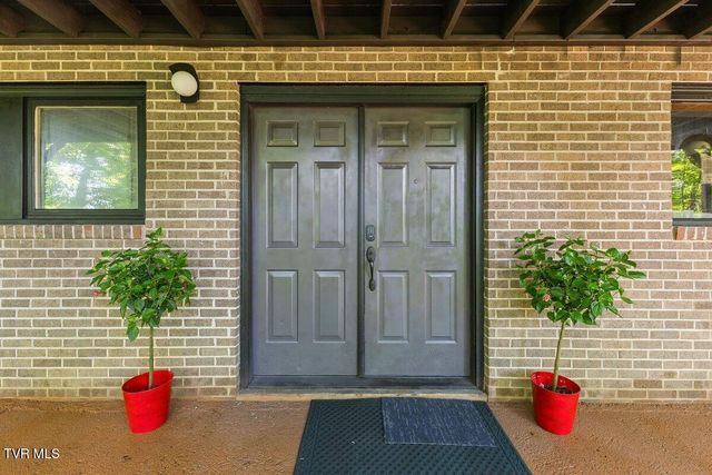 2 Wanee Court, Johnson City, TN 37601