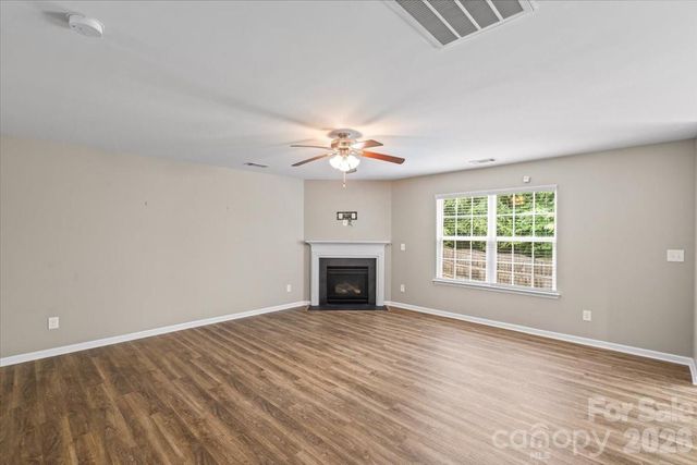 5229 Hawkins Meadow Court, Charlotte, NC 28213