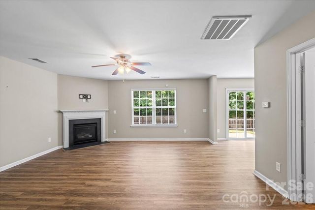 5229 Hawkins Meadow Court, Charlotte, NC 28213