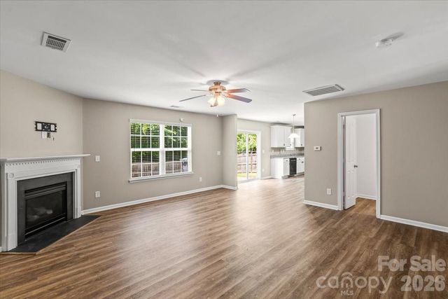 5229 Hawkins Meadow Court, Charlotte, NC 28213