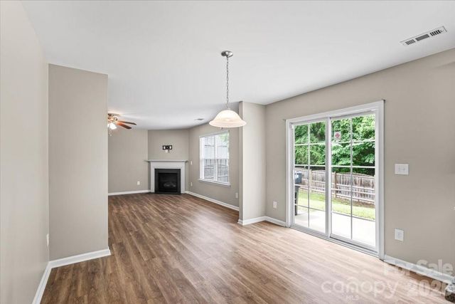5229 Hawkins Meadow Court, Charlotte, NC 28213