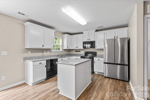 5229 Hawkins Meadow Court, Charlotte, NC 28213
