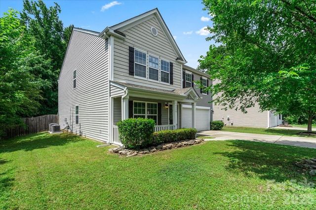 5229 Hawkins Meadow Court, Charlotte, NC 28213