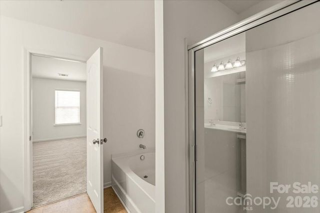 5229 Hawkins Meadow Court, Charlotte, NC 28213