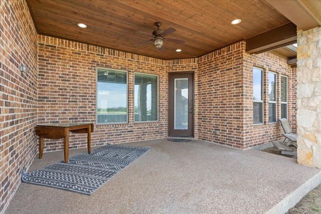 358 Sunland Park, Robinson, TX 76706