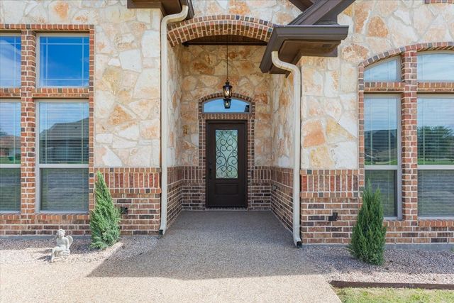 358 Sunland Park, Robinson, TX 76706