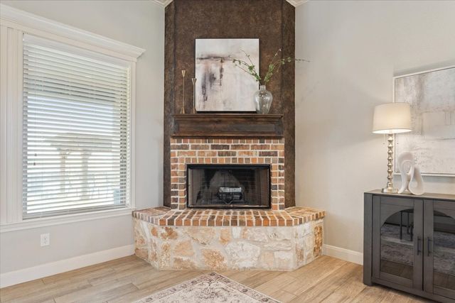 358 Sunland Park, Robinson, TX 76706