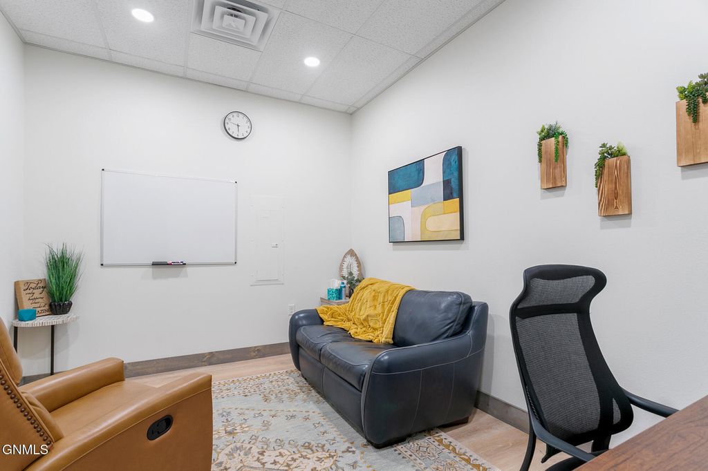 3210 27th Street W, Williston, ND 58801 photo 10