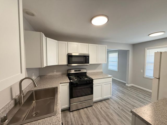 6041 Penn Avenue S, Minneapolis, MN 55419