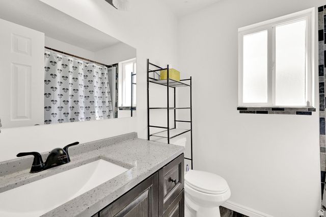 5414 S 3400 W, Roy, UT 84067