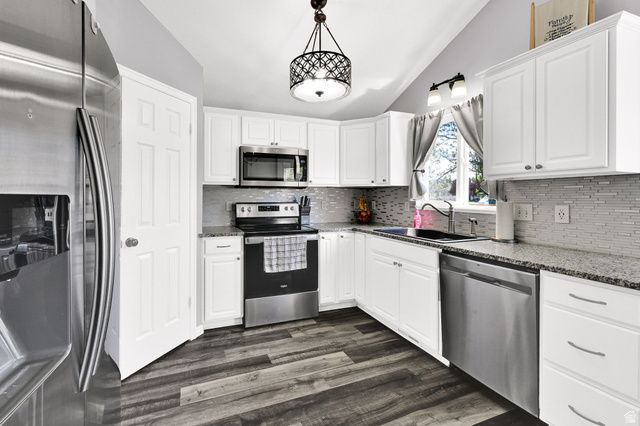 5414 S 3400 W, Roy, UT 84067