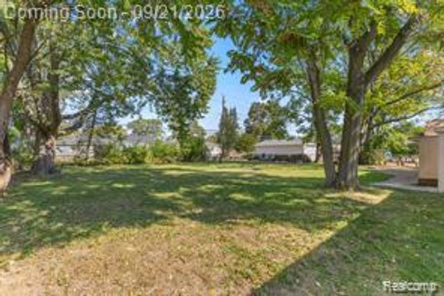 35408 Farragut Avenue, Westland, MI 48186