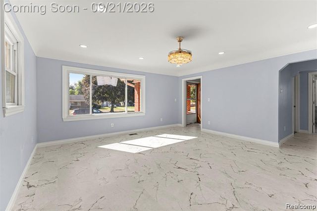 35408 Farragut Avenue, Westland, MI 48186