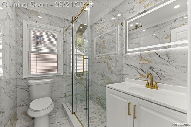 35408 Farragut Avenue, Westland, MI 48186