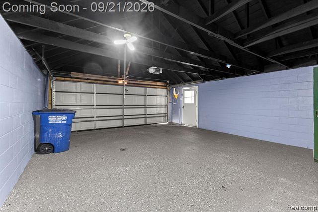 35408 Farragut Avenue, Westland, MI 48186