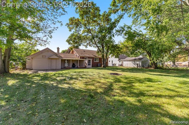 35408 Farragut Avenue, Westland, MI 48186
