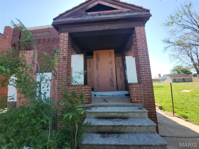 4712 Gravois Avenue, St Louis, MO 63116