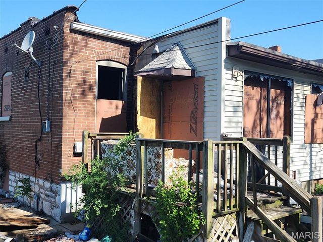 4712 Gravois Avenue, St Louis, MO 63116