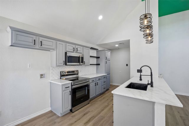 10919 Gable Circle, Dallas, TX 75229