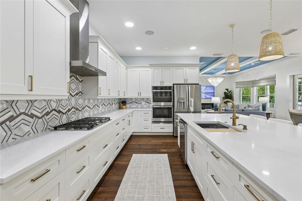 Image 20 of property listing at 8410 KENAVIS PLACE, Odessa, FL 33556