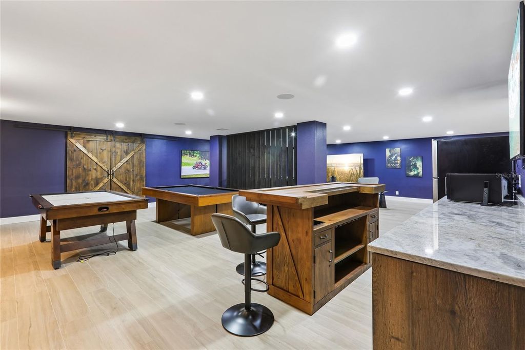 Image 37 of property listing at 8410 KENAVIS PLACE, Odessa, FL 33556