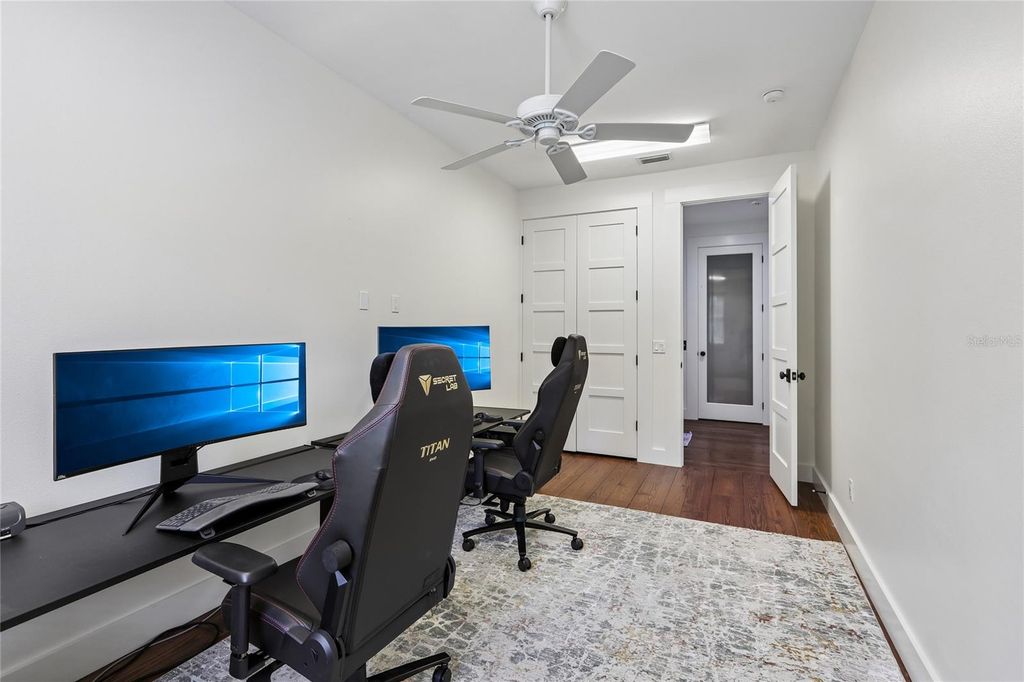Image 44 of property listing at 8410 KENAVIS PLACE, Odessa, FL 33556