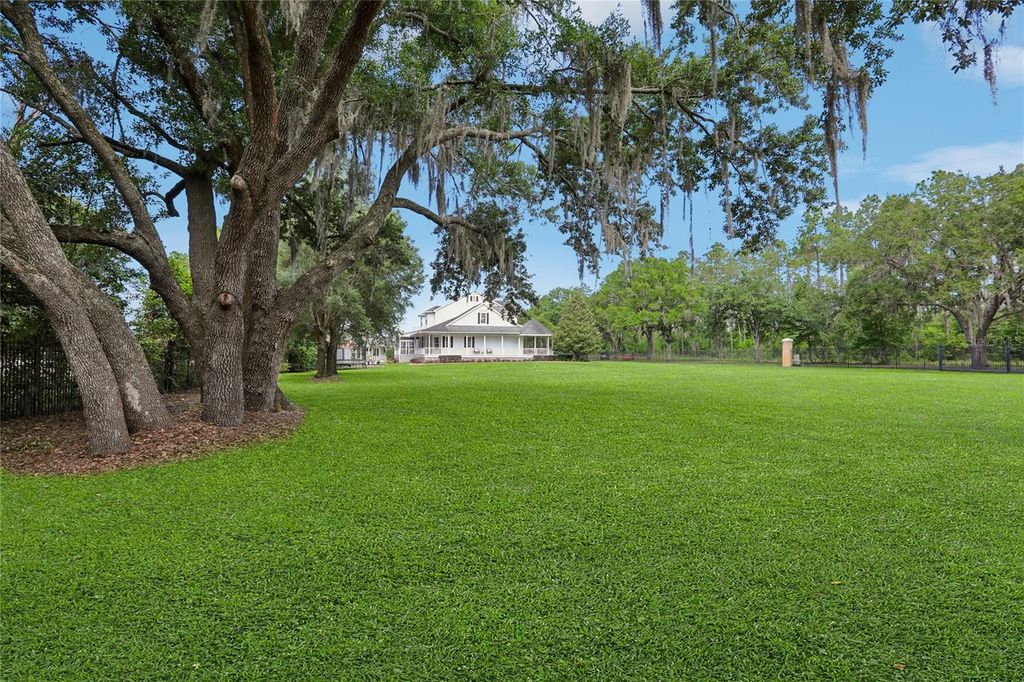 Image 87 of property listing at 8410 KENAVIS PLACE, Odessa, FL 33556