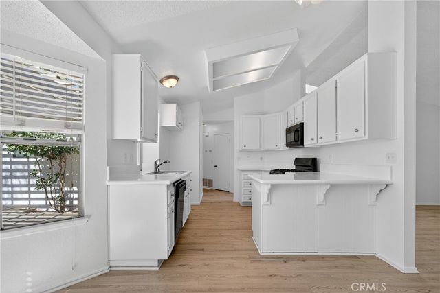 13921 Pheasant Knoll, Moreno Valley, CA 92553