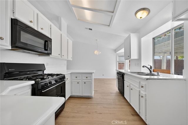 13921 Pheasant Knoll, Moreno Valley, CA 92553