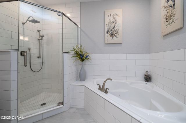 1 Riverwalk Dr Unit 402, New Smyrna Beach, FL 32169