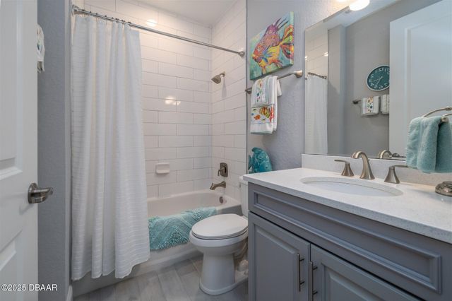 1 Riverwalk Dr Unit 402, New Smyrna Beach, FL 32169