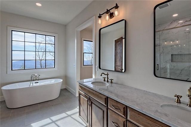 416 Winding View, Clayton, GA 30525