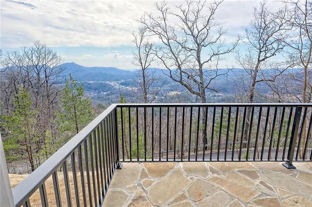 416 Winding View, Clayton, GA 30525