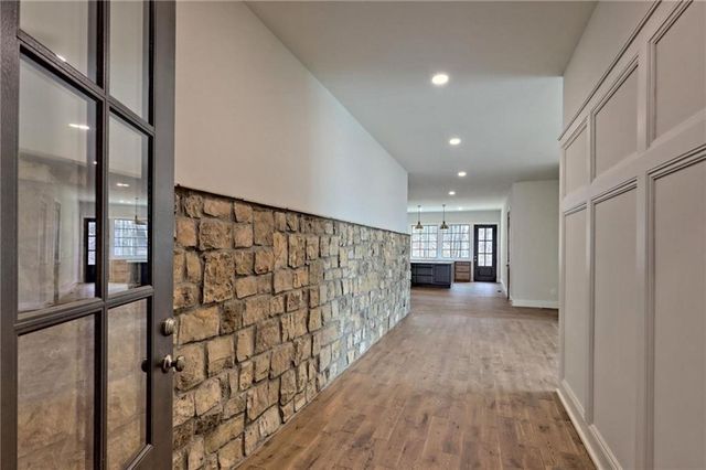 416 Winding View, Clayton, GA 30525