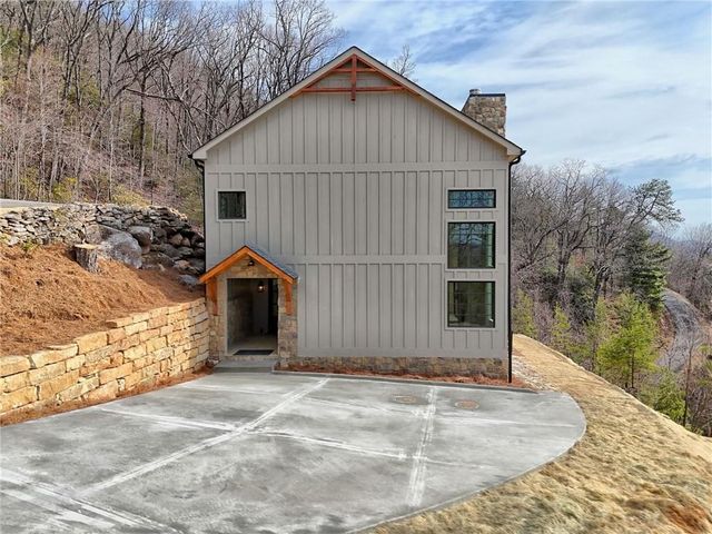 416 Winding View, Clayton, GA 30525