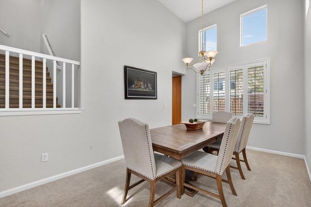 730 Calais Drive, Hollister, CA 95023