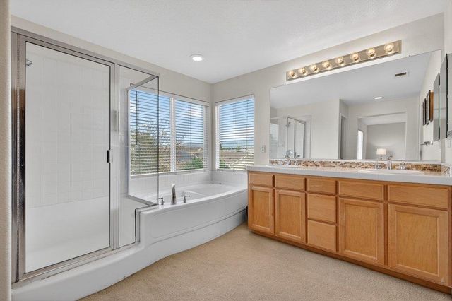 730 Calais Drive, Hollister, CA 95023