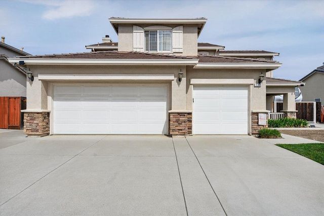 730 Calais Drive, Hollister, CA 95023