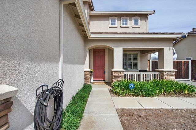 730 Calais Drive, Hollister, CA 95023