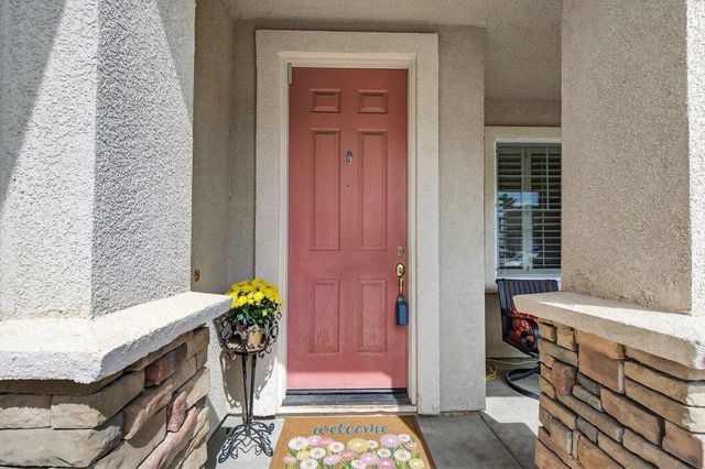 730 Calais Drive, Hollister, CA 95023