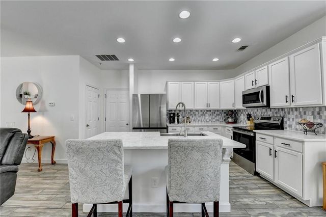 3329 Castleberry Village Circle, Cumming, GA 30040