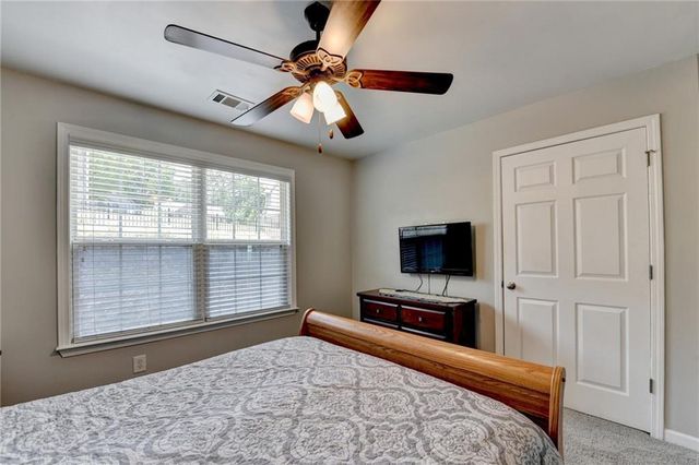 3329 Castleberry Village Circle, Cumming, GA 30040