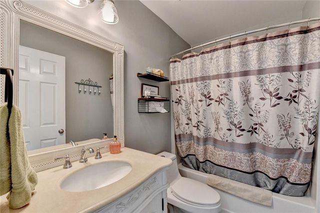 3329 Castleberry Village Circle, Cumming, GA 30040