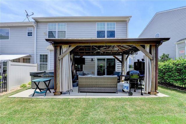 3329 Castleberry Village Circle, Cumming, GA 30040