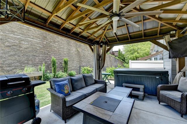 3329 Castleberry Village Circle, Cumming, GA 30040